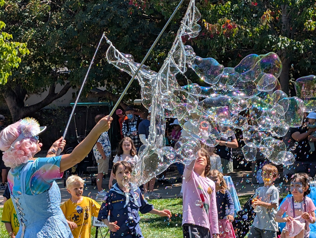 Bubbles for everyone with Miss Molly